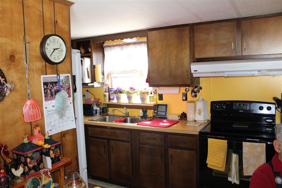 41 McCusker Place, Claremont, NH 03743