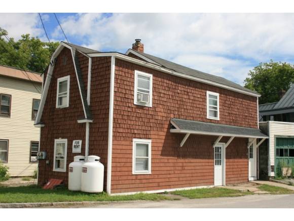 8 Wall Street, Claremont, NH 03743