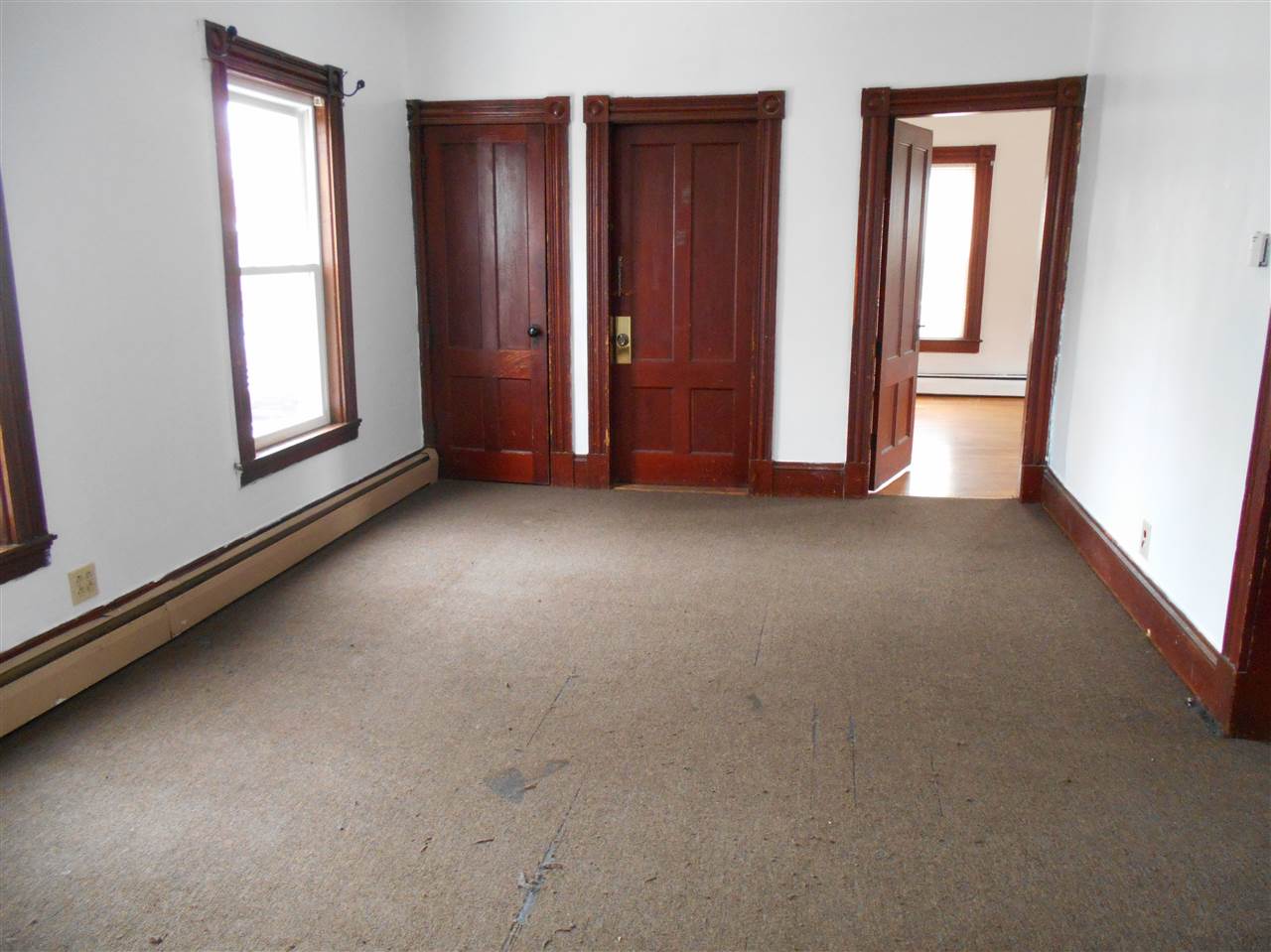 15 Stevens Street, Claremont, NH 03743