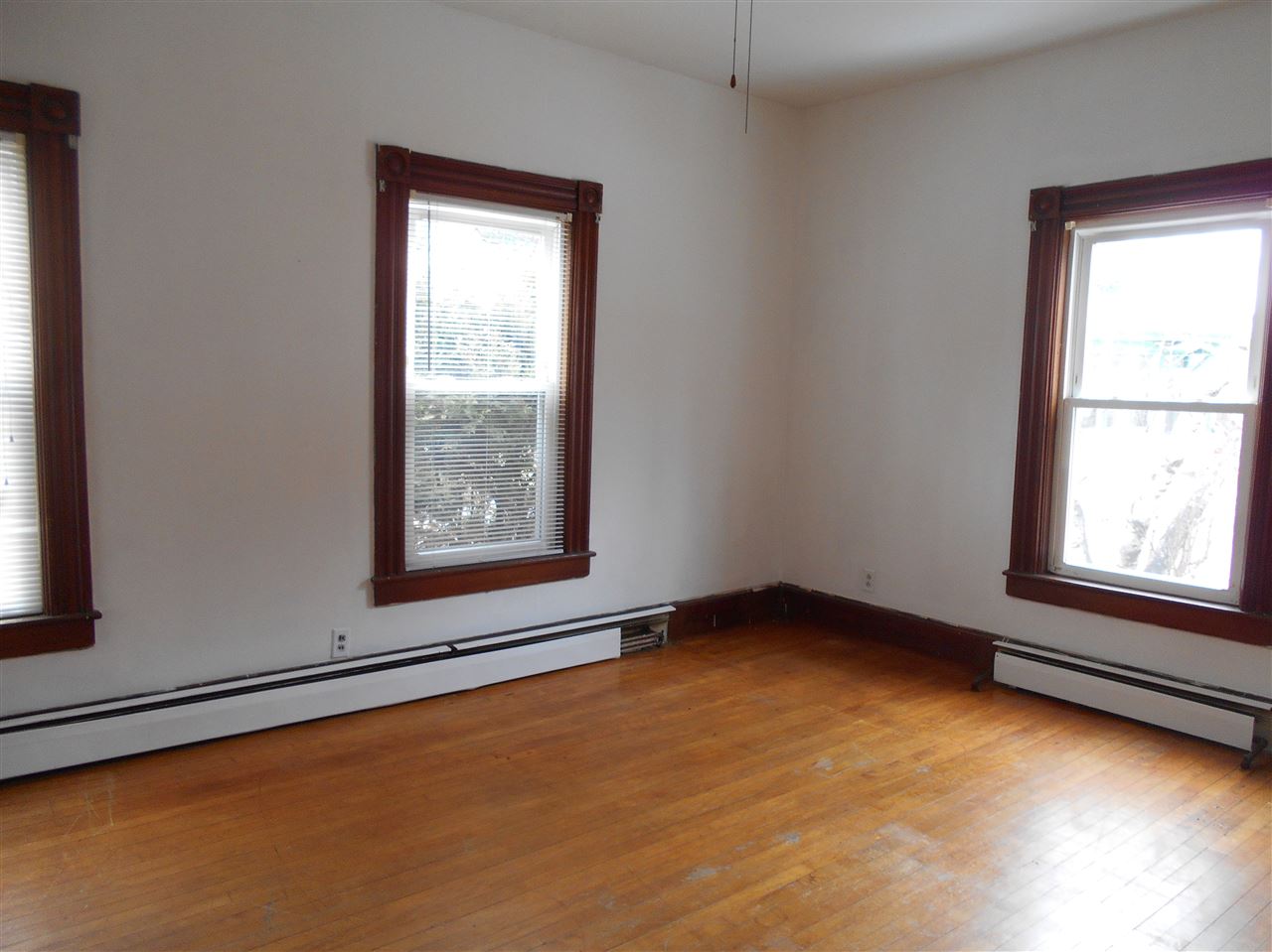 15 Stevens Street, Claremont, NH 03743