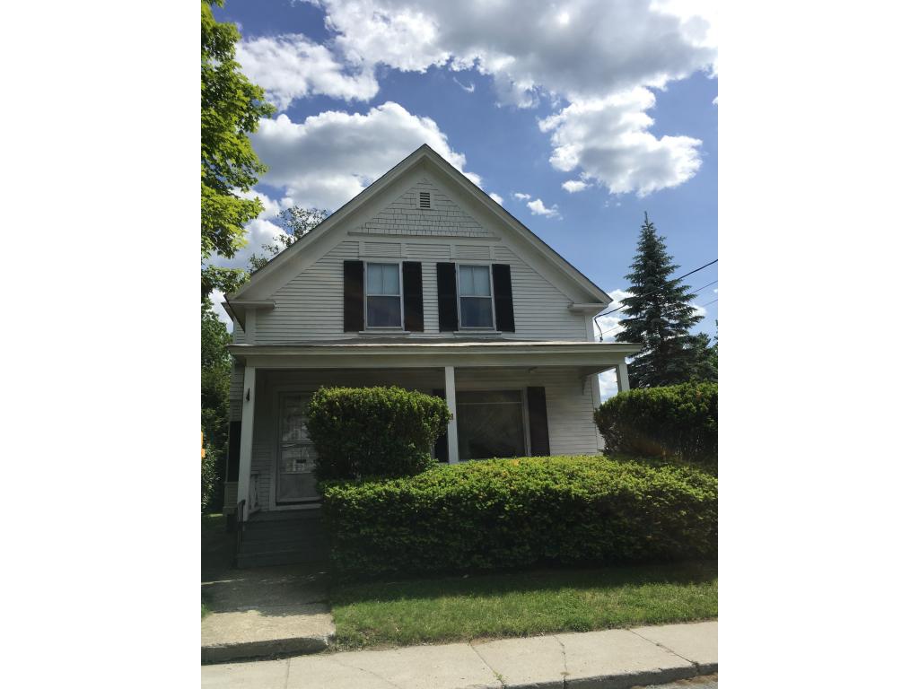 10 Grove Street, Claremont, NH 03743