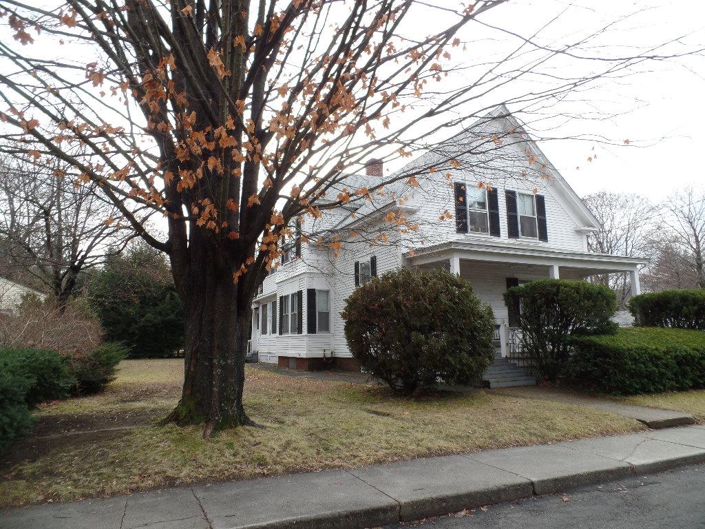 10 Grove Street, Claremont, NH 03743