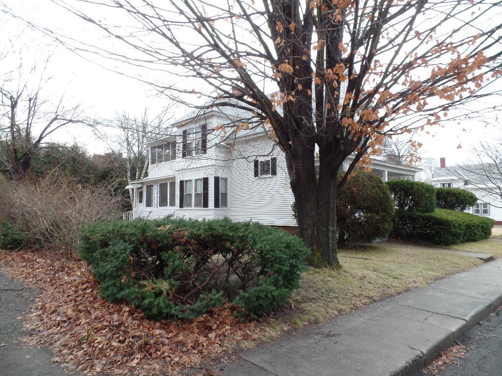 10 Grove Street, Claremont, NH 03743