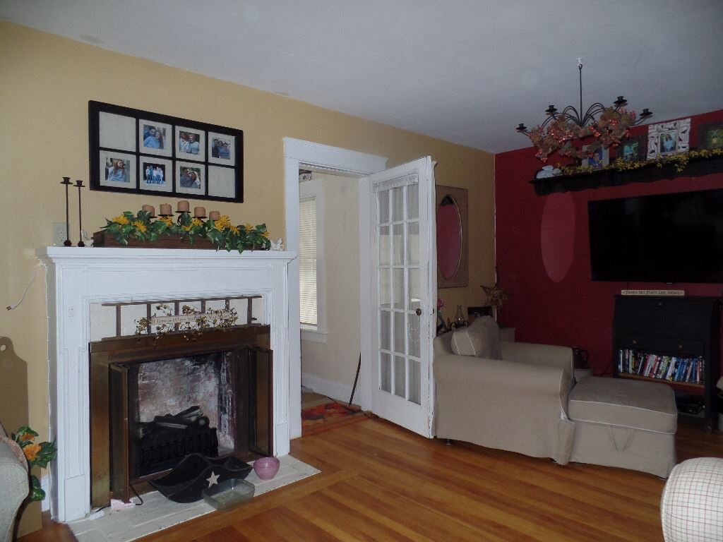 64 Park Avenue, Claremont, NH 03743