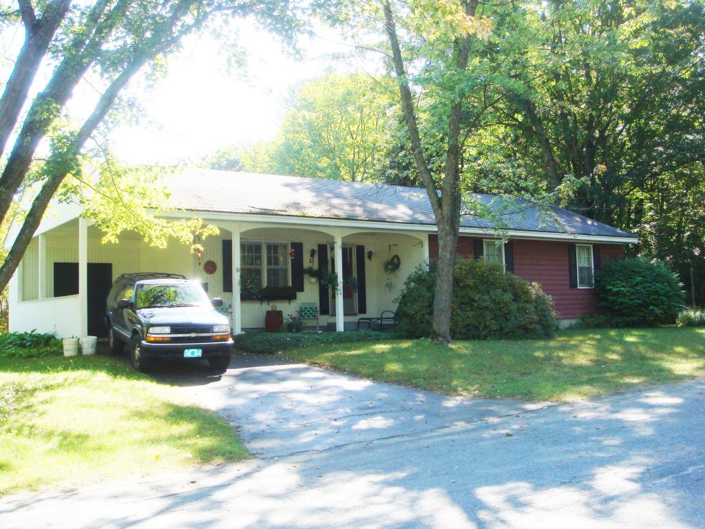 30 Mann Court, Claremont, NH 03743