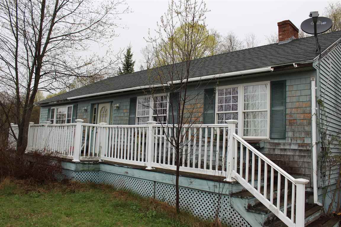 22 Lewis Place, Claremont, NH 03743