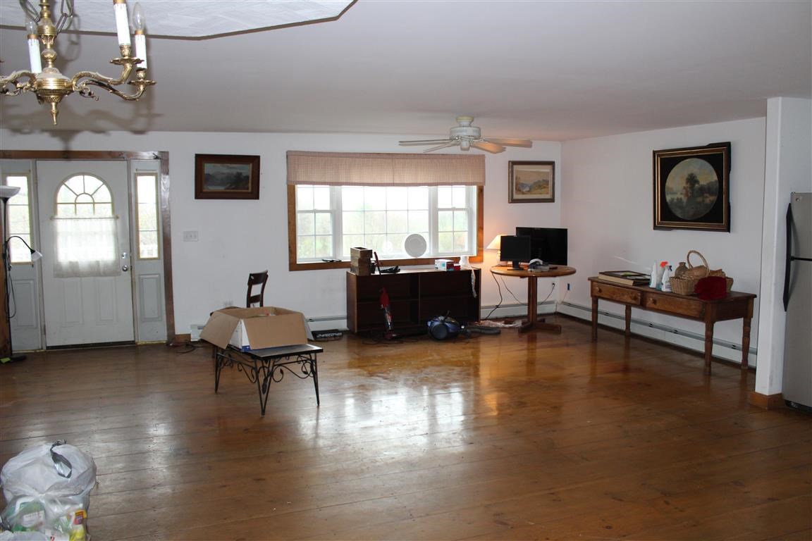 22 Lewis Place, Claremont, NH 03743