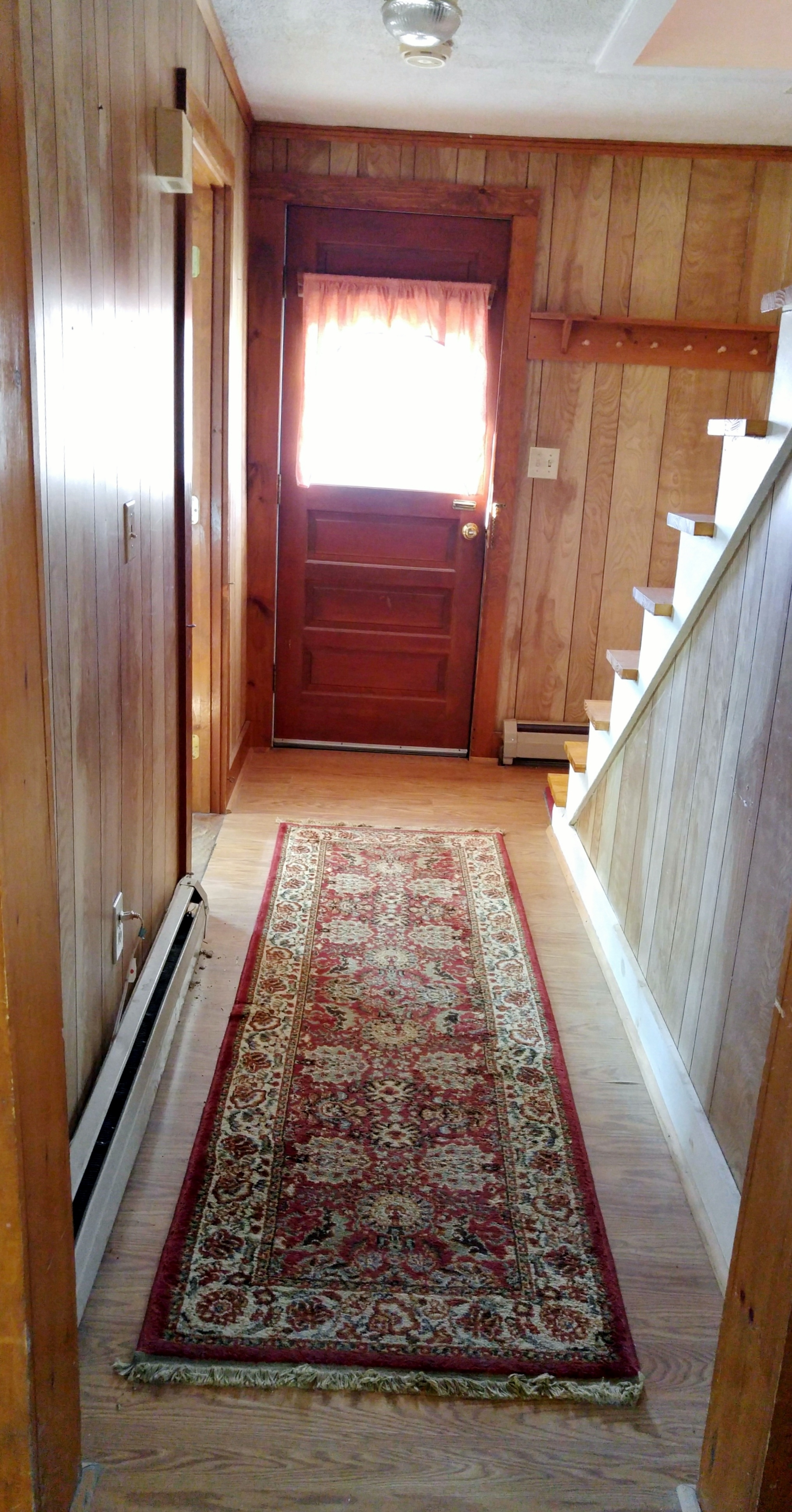 39 Syndicate St, Newport, NH 03773