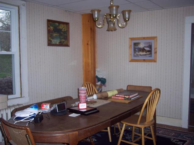 24 Summer St, Newport, NH 03773
