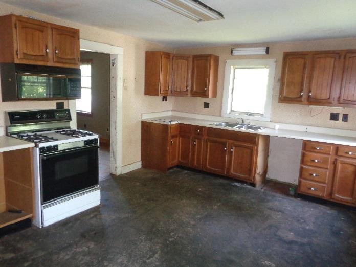 9 Syndicate StNewport, NH, 03773Sullivan County
