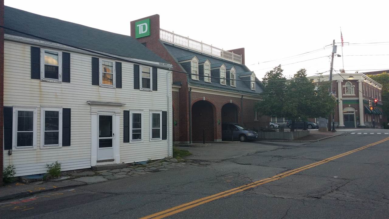 12A Fleet Street, Portsmouth, NH 03801