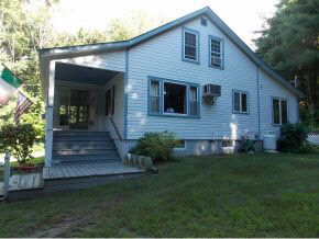 85 Railroad Ave, Alton, NH 03810