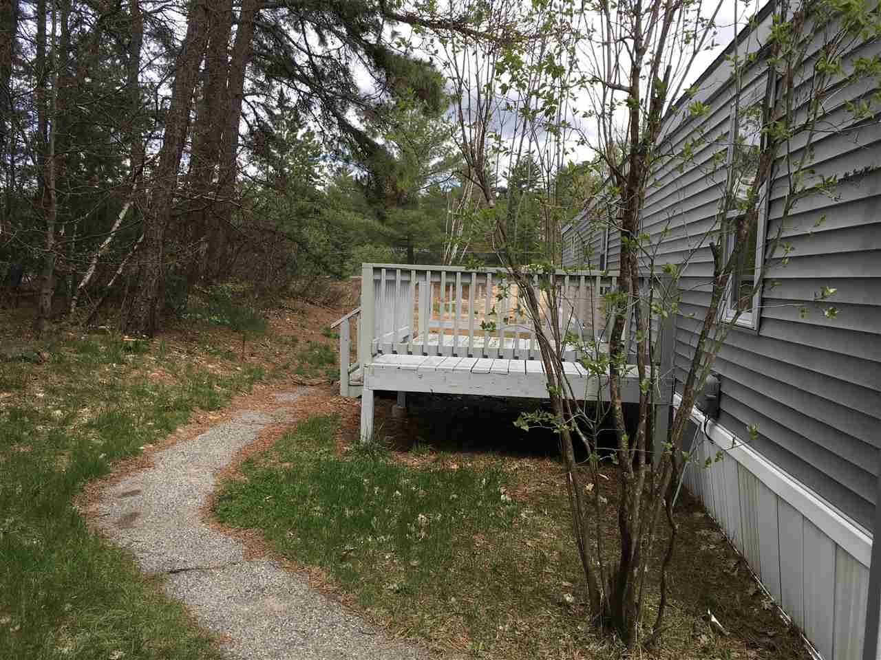 12 Mayflower Lane, Ossipee, NH 03814