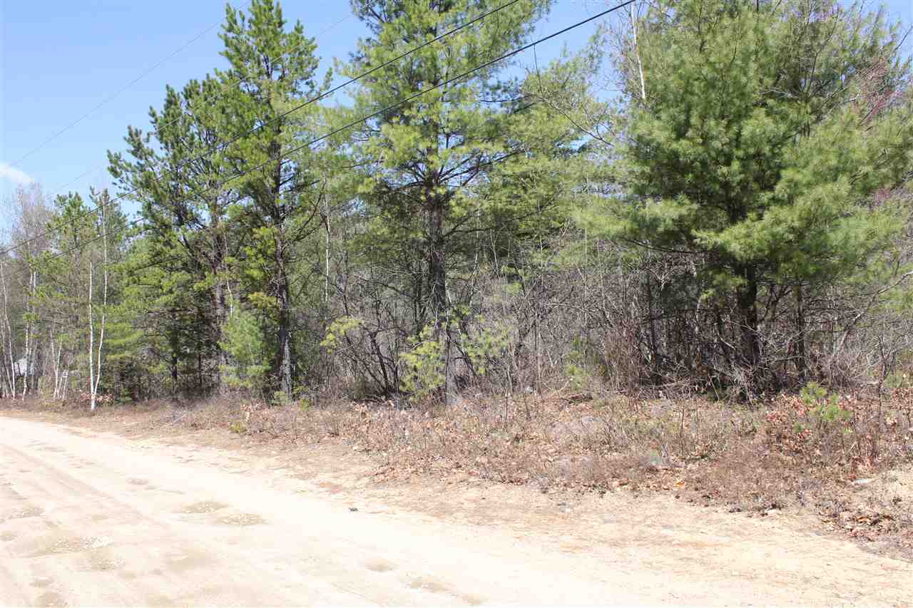 33 Pleasure Lands Glade Road, Ossipee, NH 03814