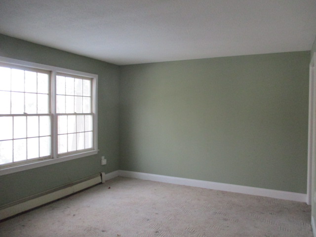 50 Brookside Dr F1Exeter, NH, 03833Rockingham County