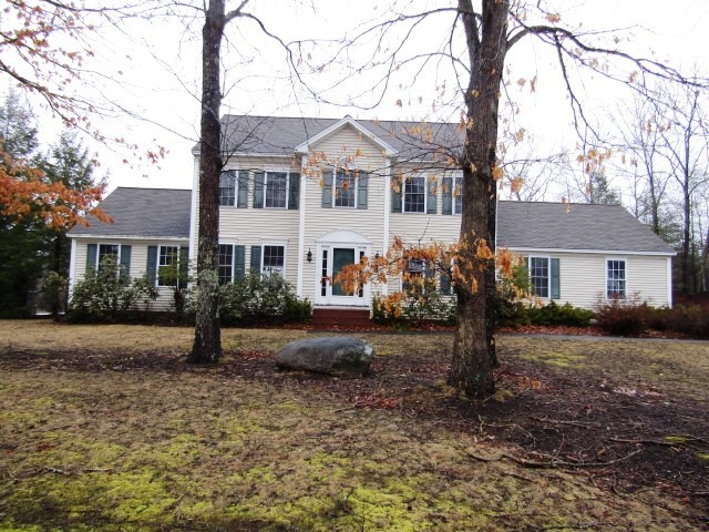 32 Pillsbury PasturKingston, NH, 03848Rockingham County