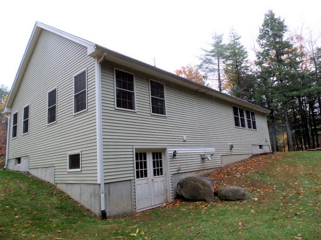 9 Ashwood RoadMilton, NH, 03851Strafford County