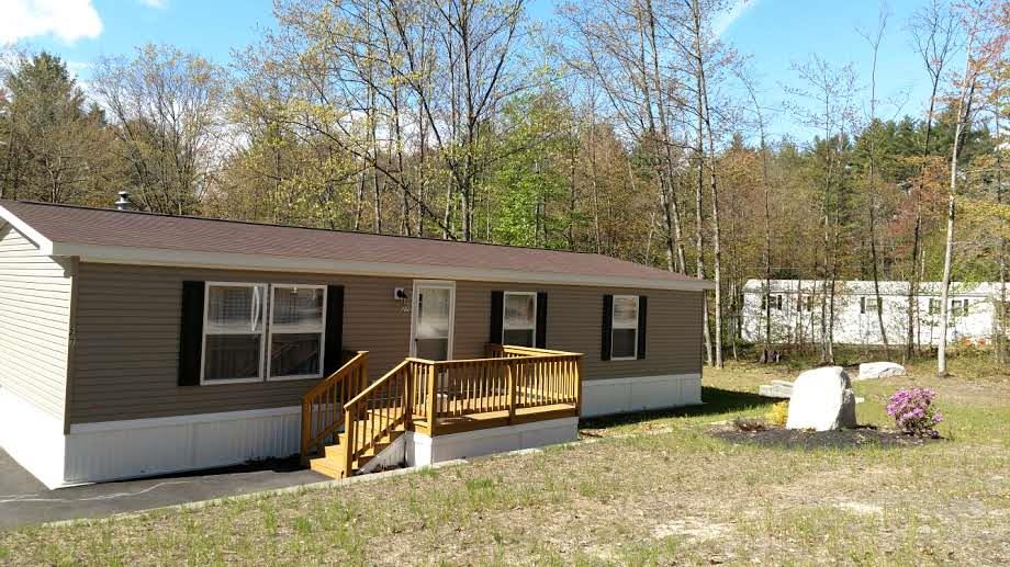 27 Nottingham Road, Conway, NH 03860