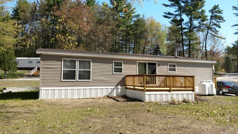 27 Nottingham Road, Conway, NH 03860