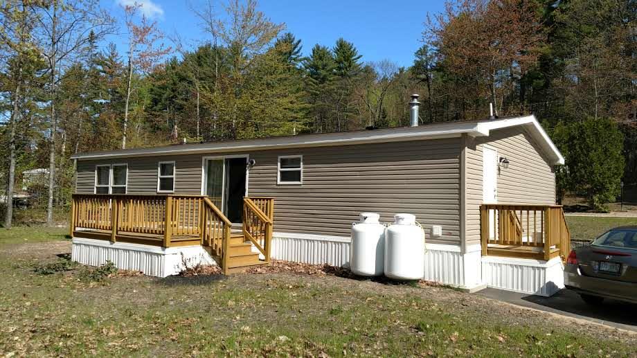 27 Nottingham Road, Conway, NH 03860