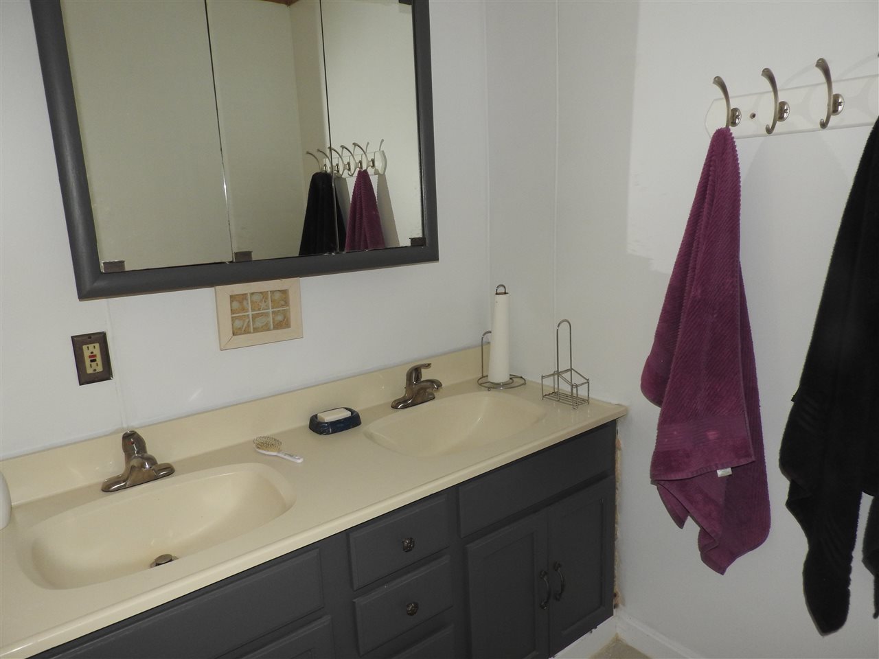 25 Seabreeze Drive Drive, North Hampton, NH 03862