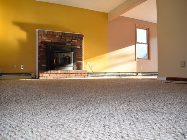 31 Juniper StRochester, NH, 03867Strafford County