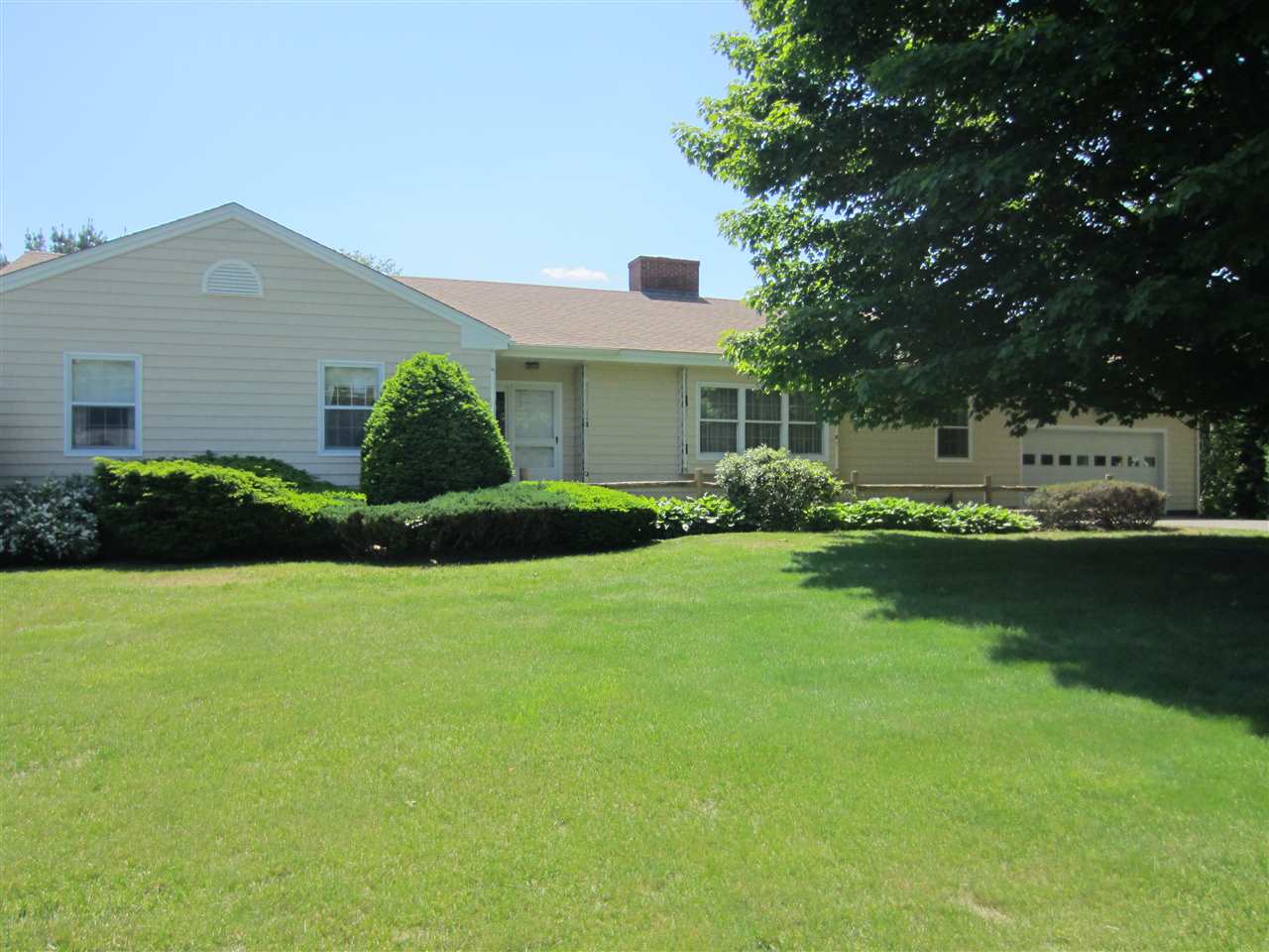 18 Eastern Avenue, Rochester, NH 03867