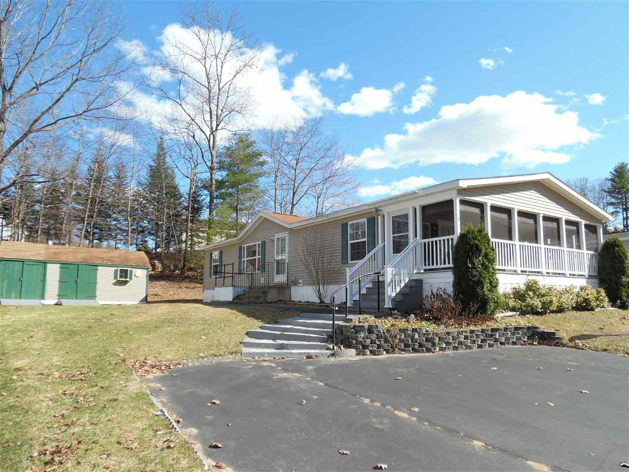 13 Lilac Drive, Rochester, NH 03867