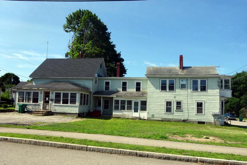 40 Maple StreetRochester, NH, 03867Strafford County