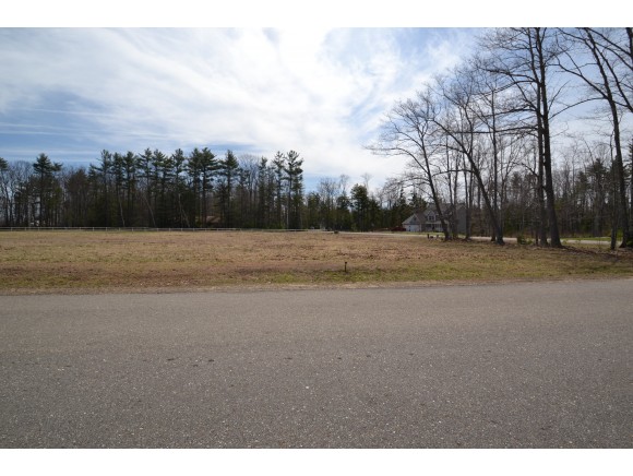 20 Smoke Street, Rochester, NH 03868