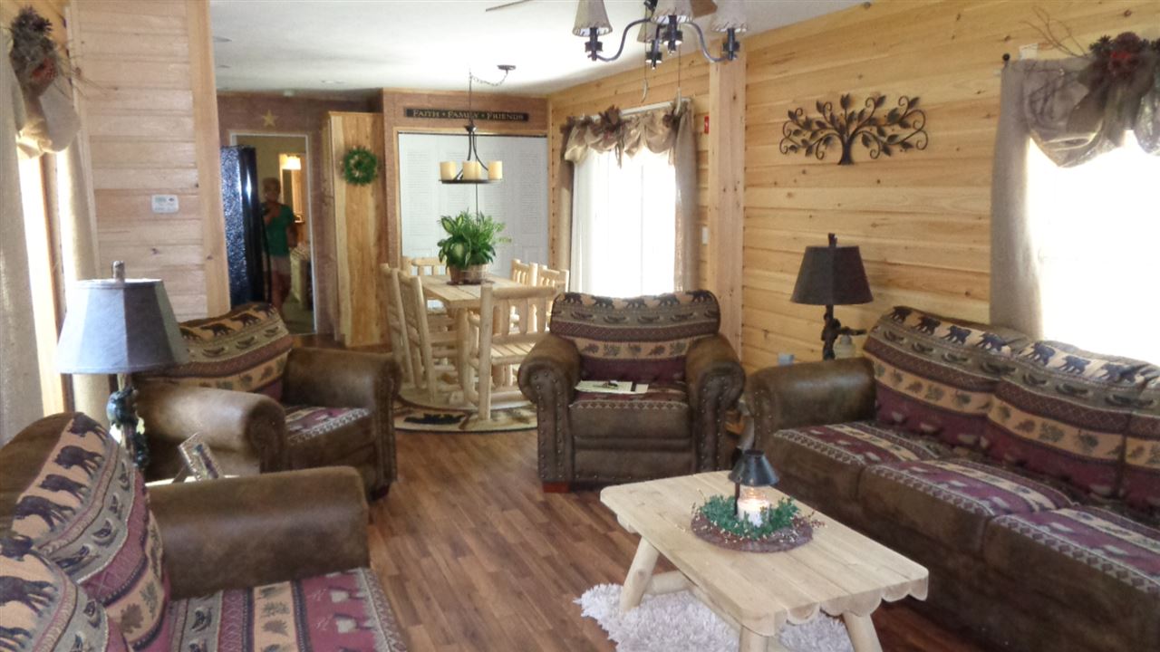 1701 White Mountain Hwy, Tamworth, NH 03886