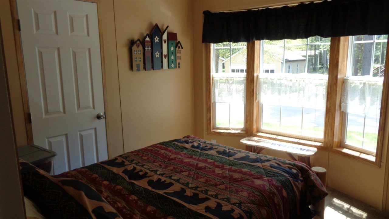 1701 White Mountain Hwy, Tamworth, NH 03886