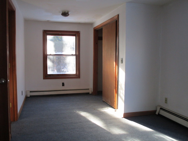 12 Elaine RdMiddleton, NH, 03887Strafford County