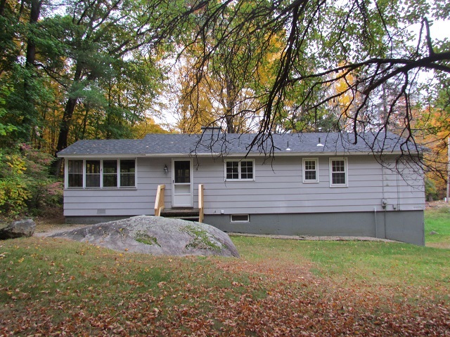 29 Elm StWolfeboro, NH, 03894Carroll County