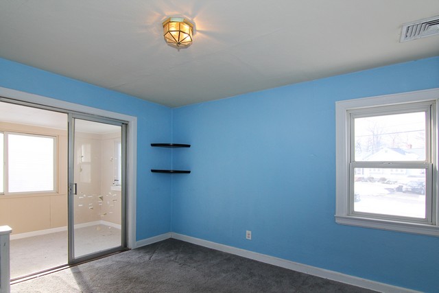 12 High StBloomfield, NJ, 07003Essex County