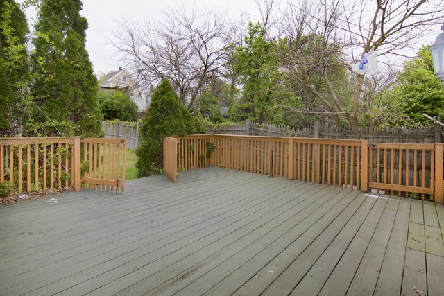 163 Jerome PlBloomfield, NJ, 07003Essex County