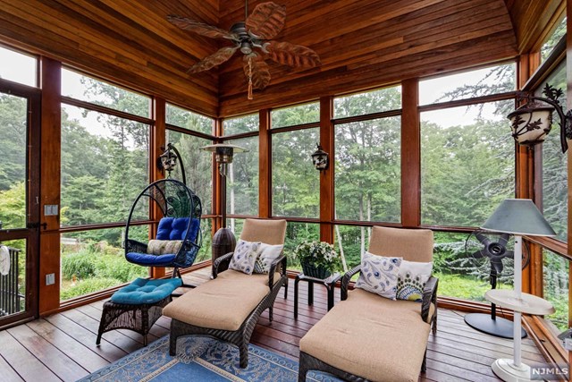 16Wildlife Run, Boonton Township, NJ 07005