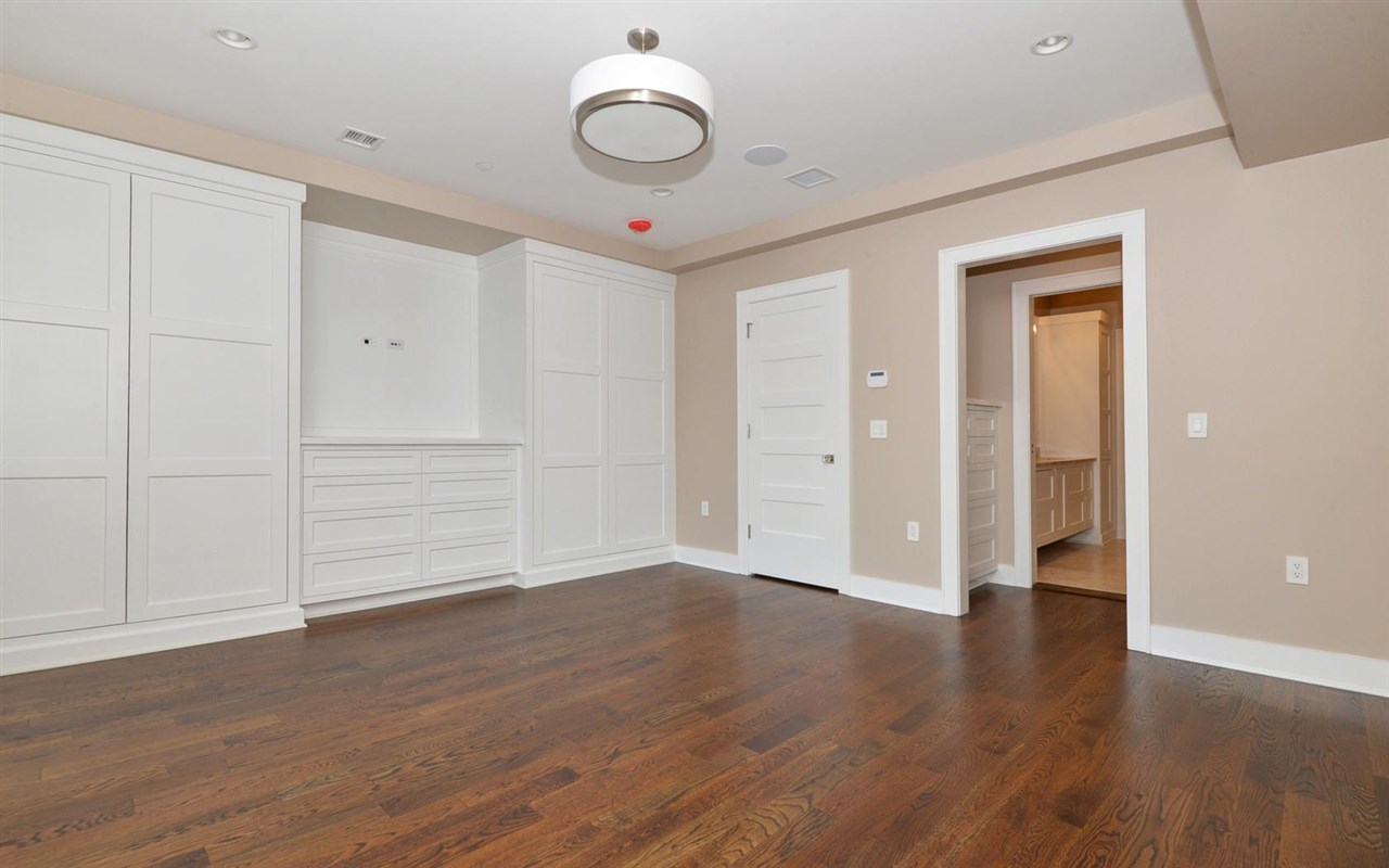 530 BLOOMFIELD ST, Hoboken, NJ 07030