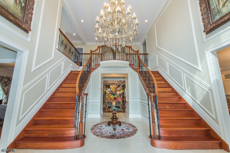 81 FORCE HILL RD, Livingston Twp., NJ 07039