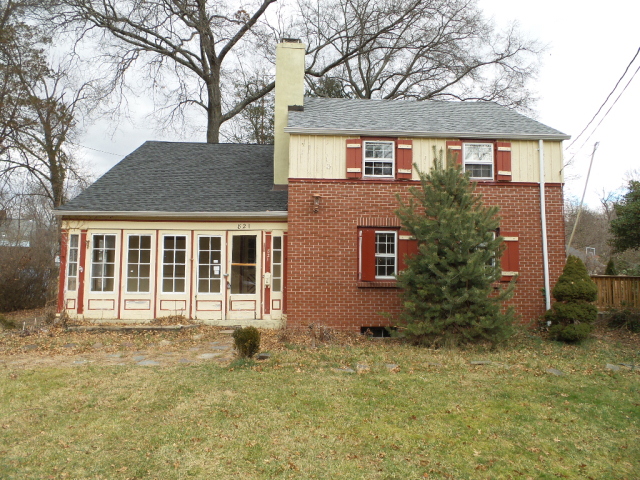 821 Colonial CirPlainfield, NJ, 07060Union County