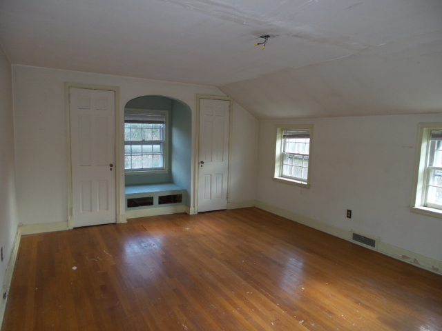 821 Colonial CirPlainfield, NJ, 07060Union County