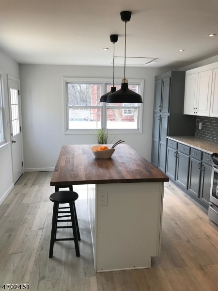 358 W Scott, Rahway, NJ 07065