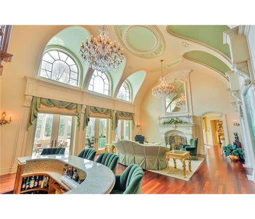 20 Woods Lane, 1227 - Colonia, NJ 07067