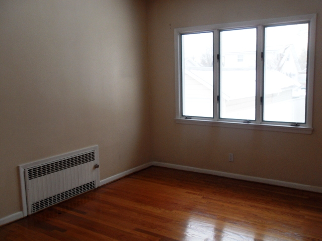 414 6th AveLyndhurst, NJ, 07071Bergen County