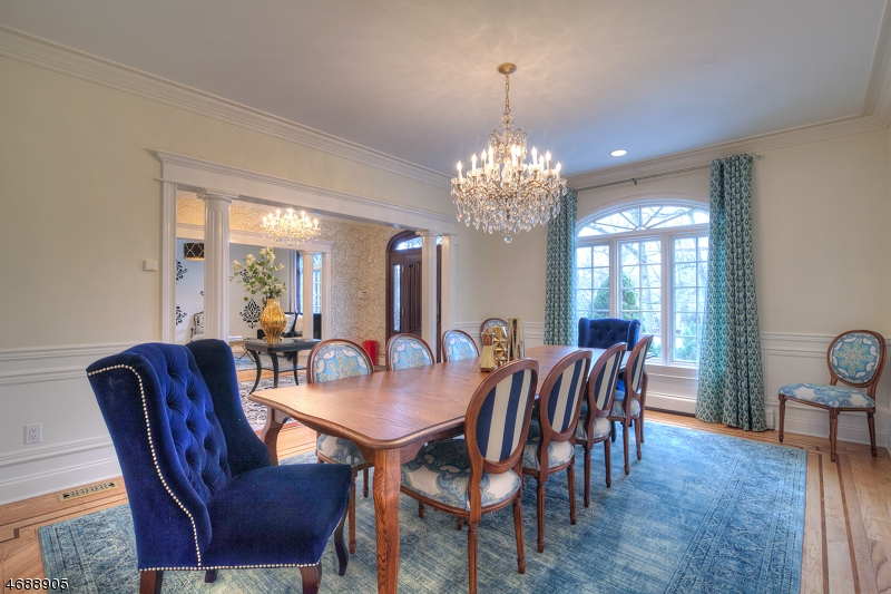 285 Hartshorn Dr, Millburn Twp., NJ 07078
