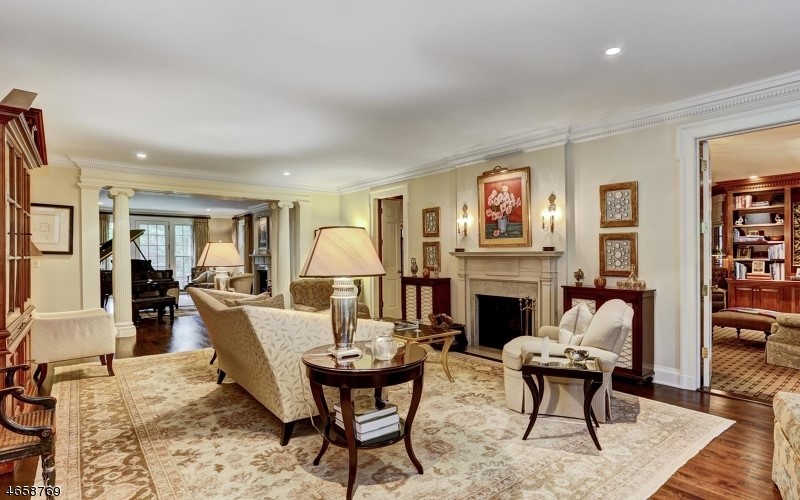 40 Montview Ave, Millburn Twp., NJ 07078