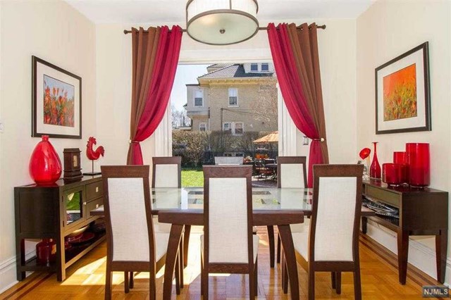 3-9 Kingswood Rd, Weehawken, NJ 07086