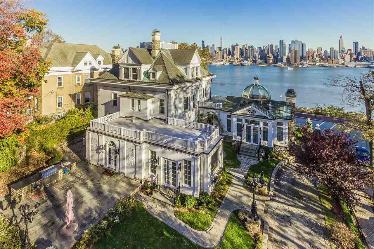 1-11 Hamilton Ave, Weehawken, NJ 07086