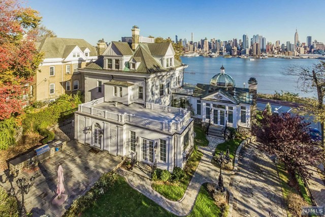 1 Hamilton Ave, Weehawken, NJ 07086