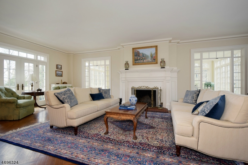 251 E Dudley Ave, Westfield Town, NJ 07090